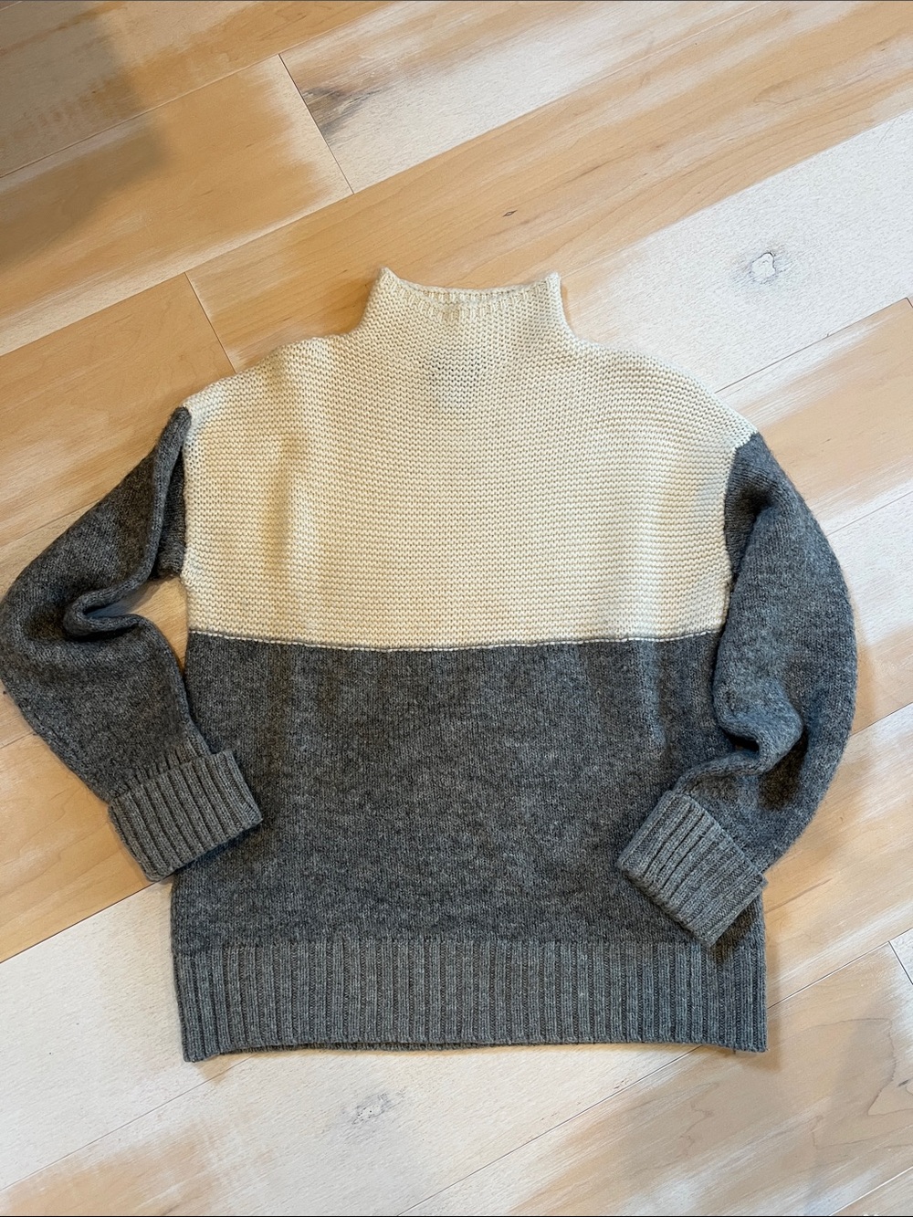 Cynthia Rowley Cream and Gray Two-Tone Mock Neck Sweater